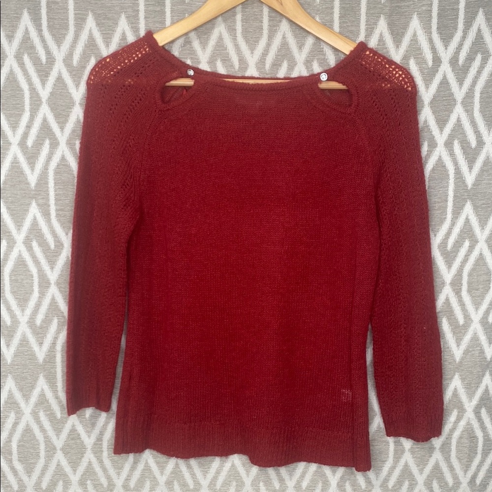 Jennifer Lopez Red Off-the-Shoulder Knit Sweater Size: Small